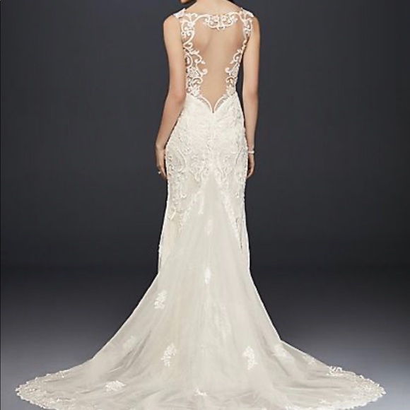 Wedding Dress - Picture 4 of 13